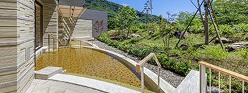 四季の露天風呂 棚湯 庭園サムネイル3